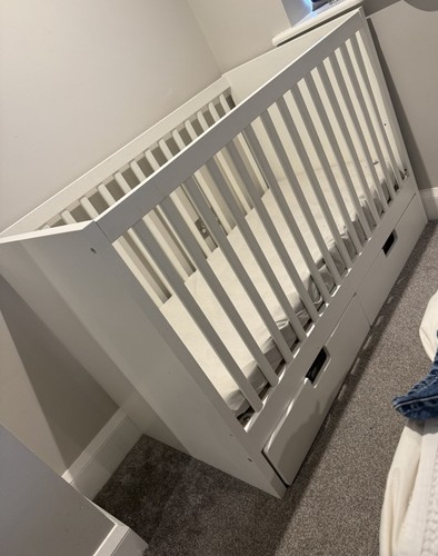 Wooden cotbed with storage - with,