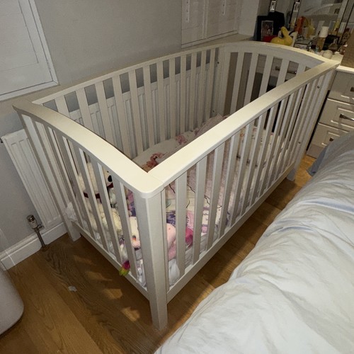 Alpine mamas papas cot - cot, bed