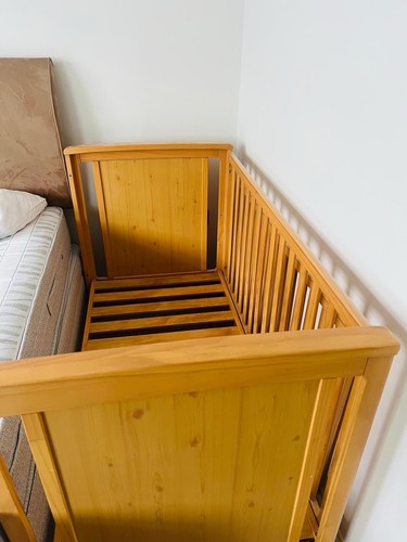 Solid light wood - cot, /